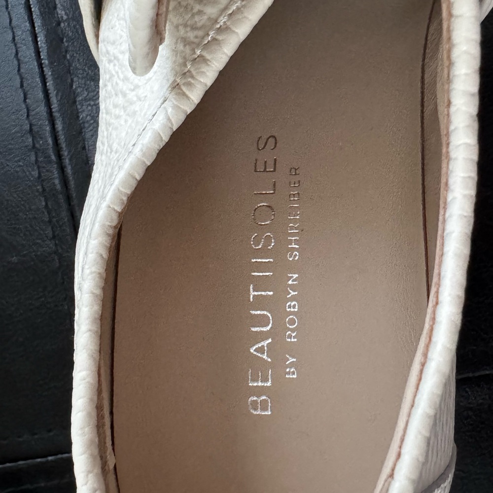 Beautiisoles Raquel Leather Off-White Pebbled Loafers Slip-On Sz 8 New! - Picture 7 of 8